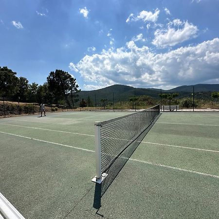 Studio Apartment - Domaine Du Golf Resort Roquebrune-sur Argens Bagian luar foto