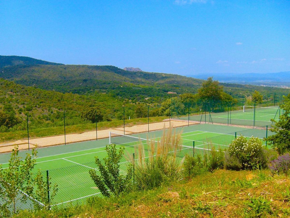 Studio Apartment - Domaine Du Golf Resort Roquebrune-sur Argens Bagian luar foto