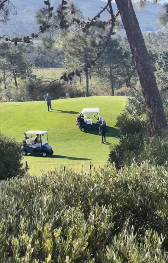 Studio Apartment - Domaine Du Golf Resort Roquebrune-sur Argens Bagian luar foto