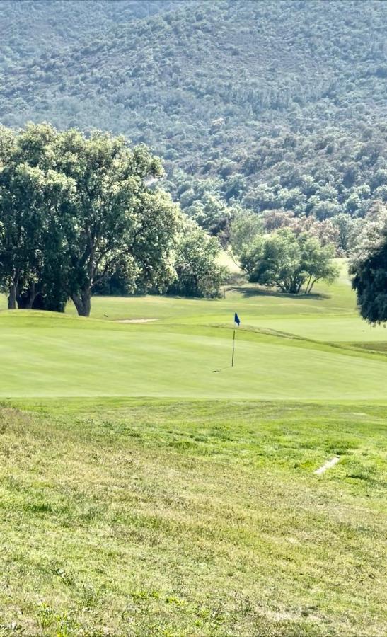 Studio Apartment - Domaine Du Golf Resort Roquebrune-sur Argens Bagian luar foto