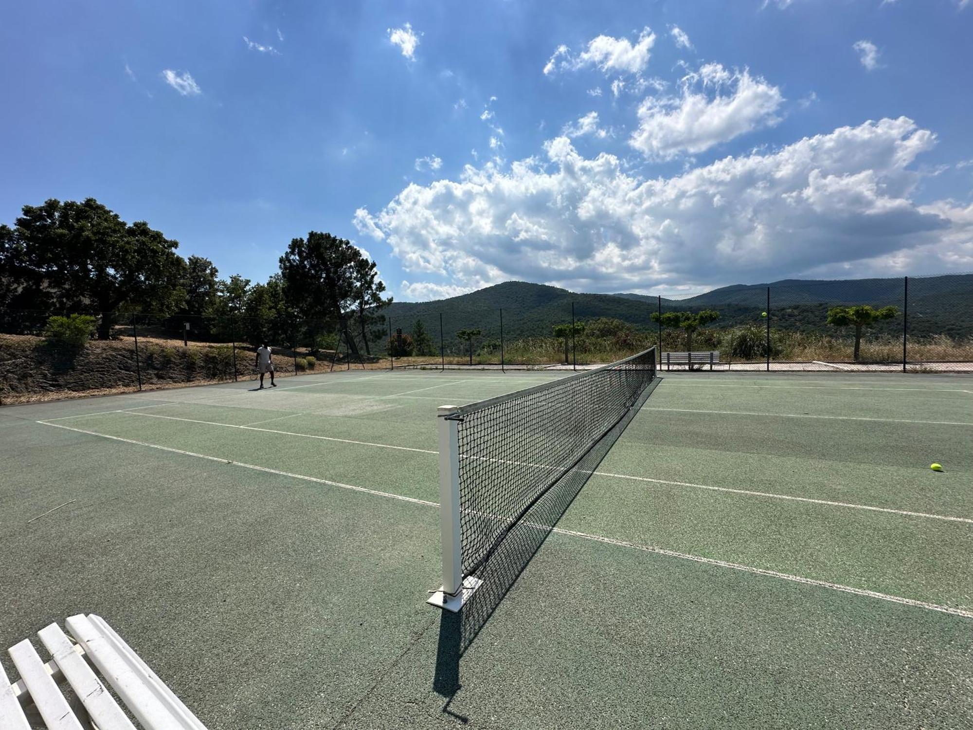 Studio Apartment - Domaine Du Golf Resort Roquebrune-sur Argens Bagian luar foto